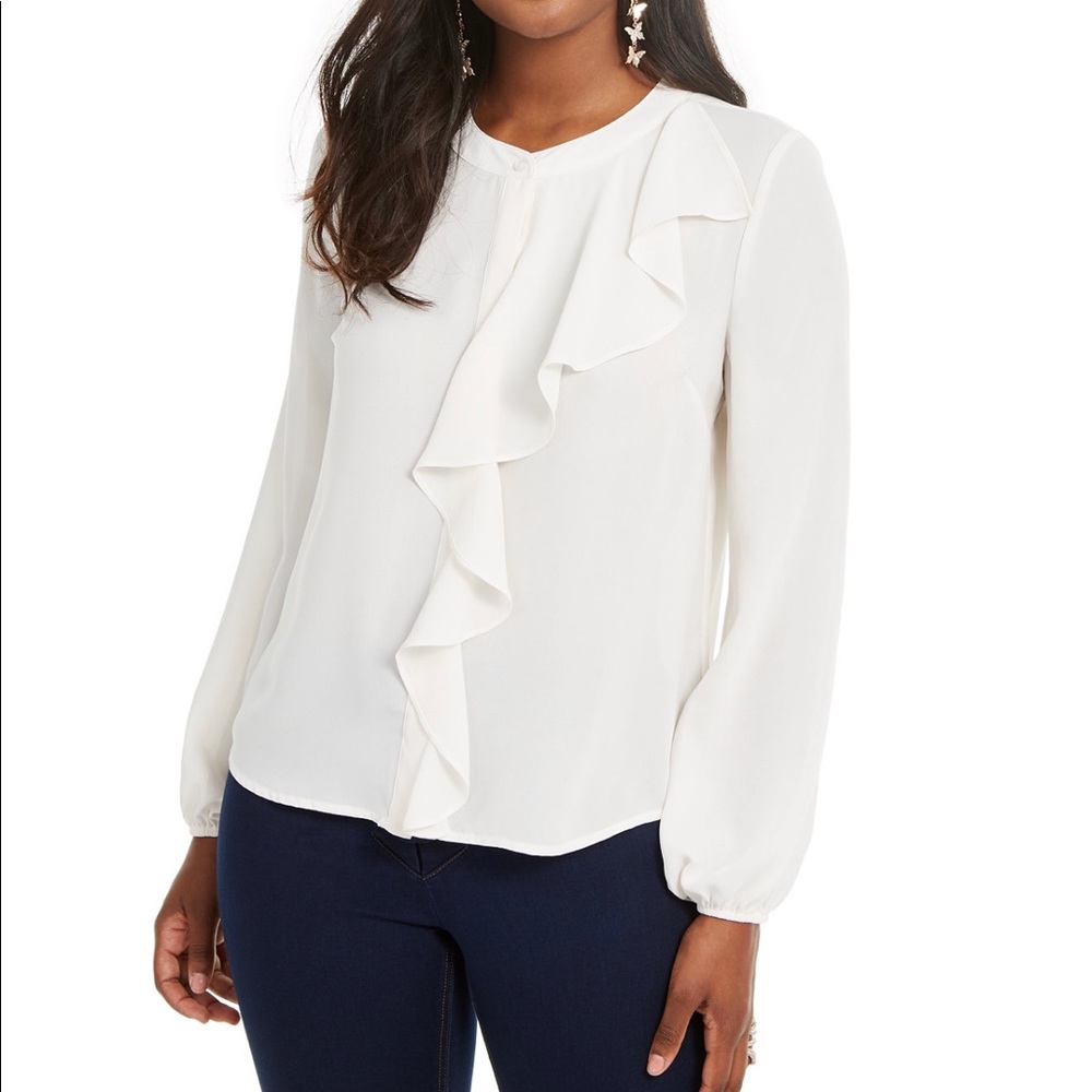 Thalia Sodi 100% poly blouse, crew neck button